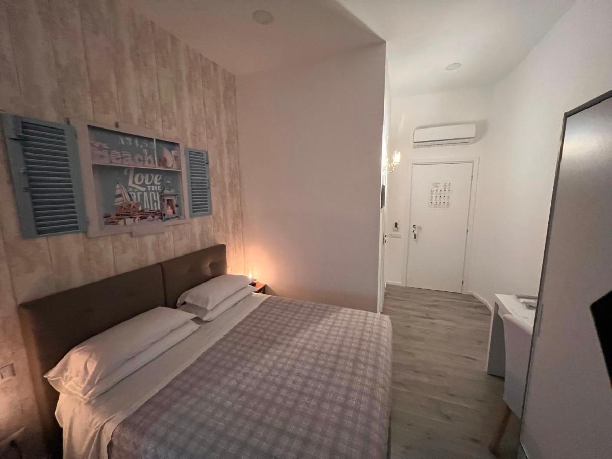 B&B Don Mimi Napels Buitenkant foto