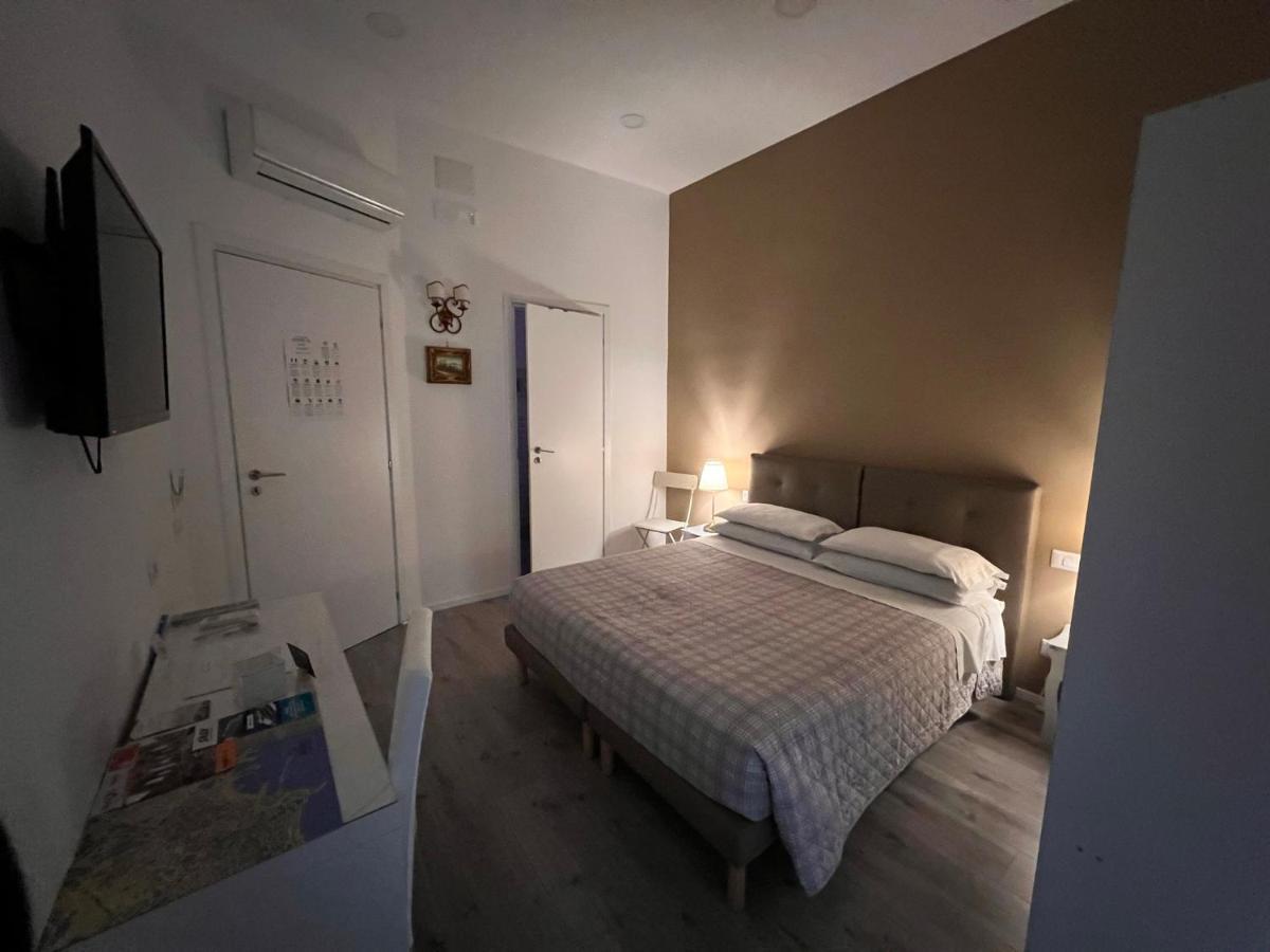 B&B Don Mimi Napels Buitenkant foto